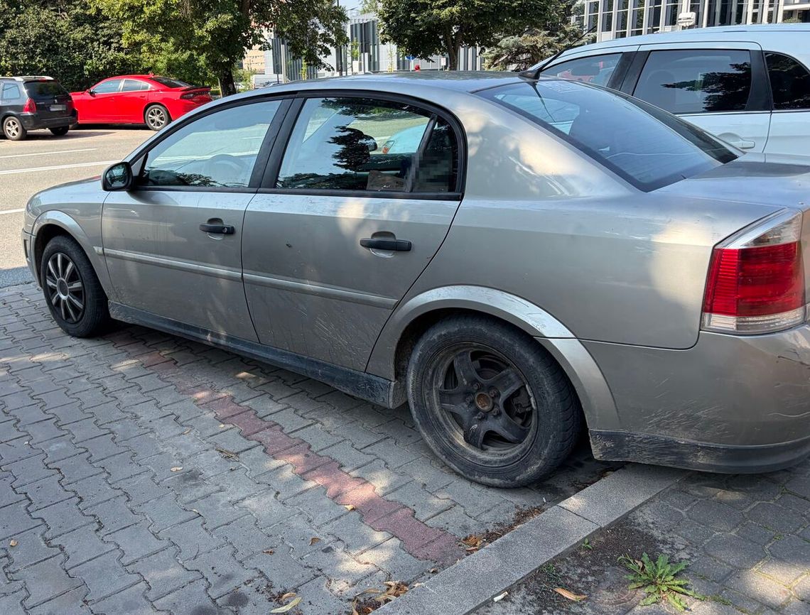 Prawie 2,5 promila i ucieczka przed policją. 27-latek nie miał prawa jazdy