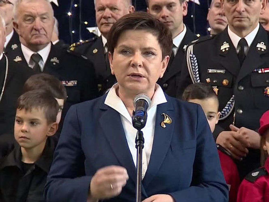 Premie Beata Szydło: Dla wielu polityków sednem działalności są awantury