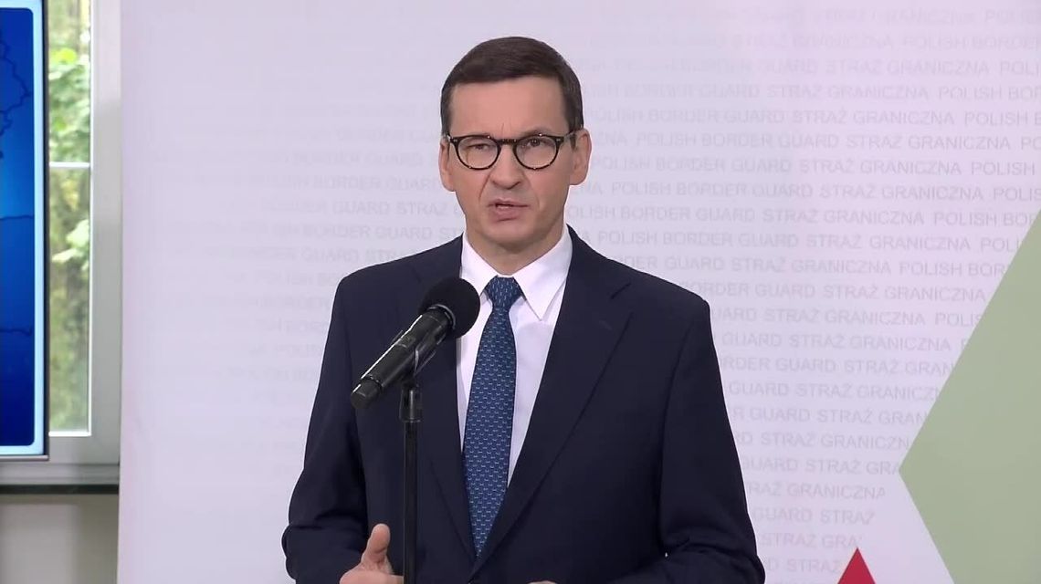 Premier o kryzysie migracyjnym na granicy: To zorganizowany szturm, będziemy umacniać nasze instalacje ochronne