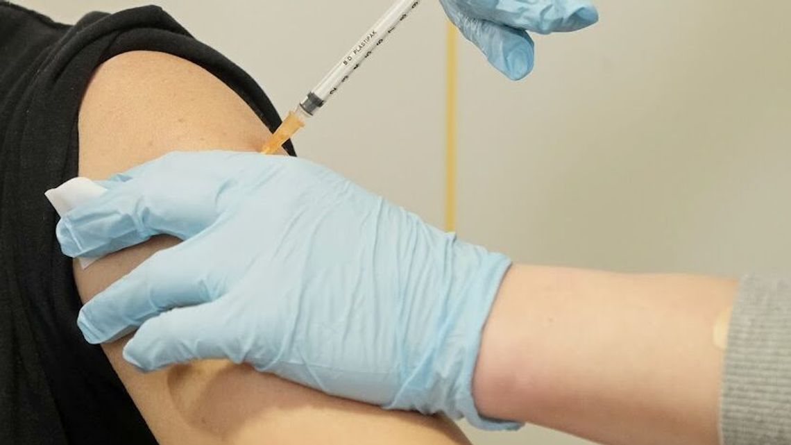 Premier o szczepieniach dzieci poniżej 12. roku życia Premier o szczepieniach dzieci poniżej 12. roku życia