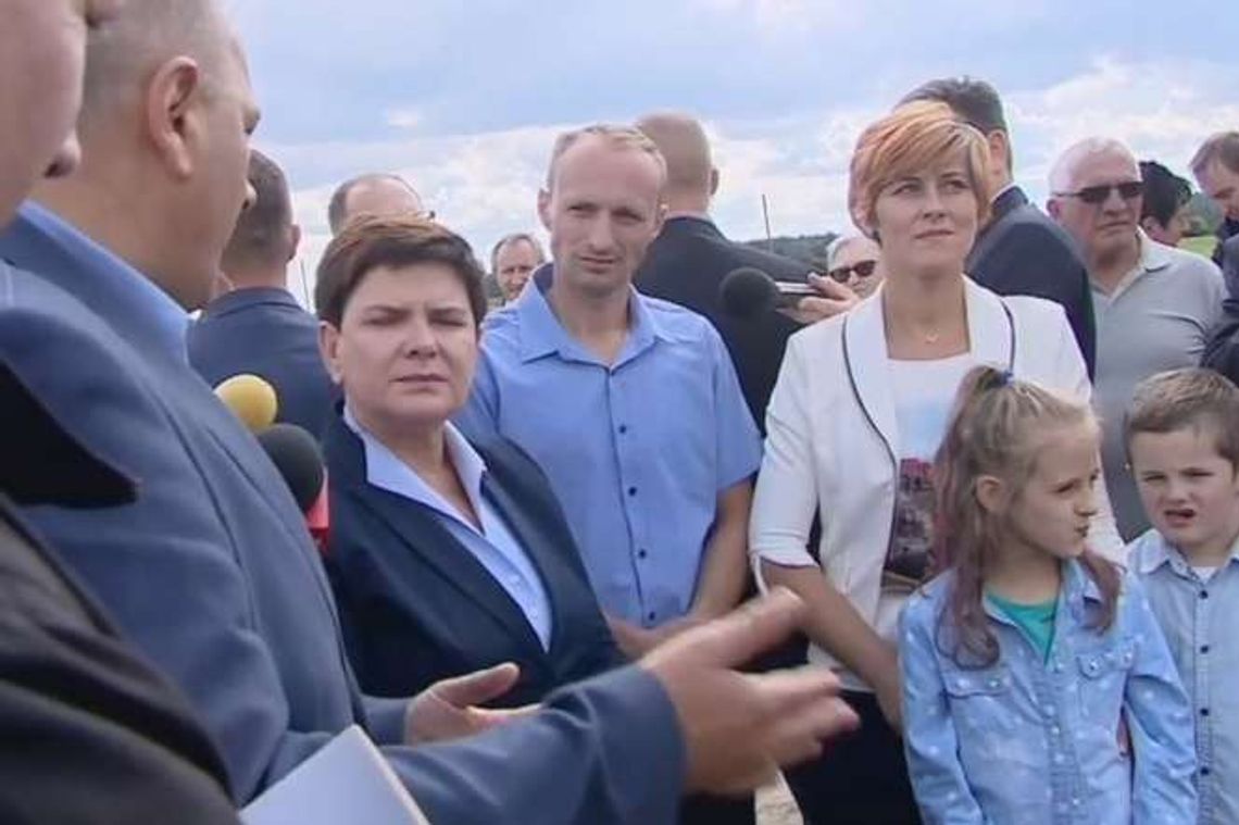 Premier spotkała się z poszkodowanymi w nawałnicach. Chwaliła współpracę wojewody z samorządem