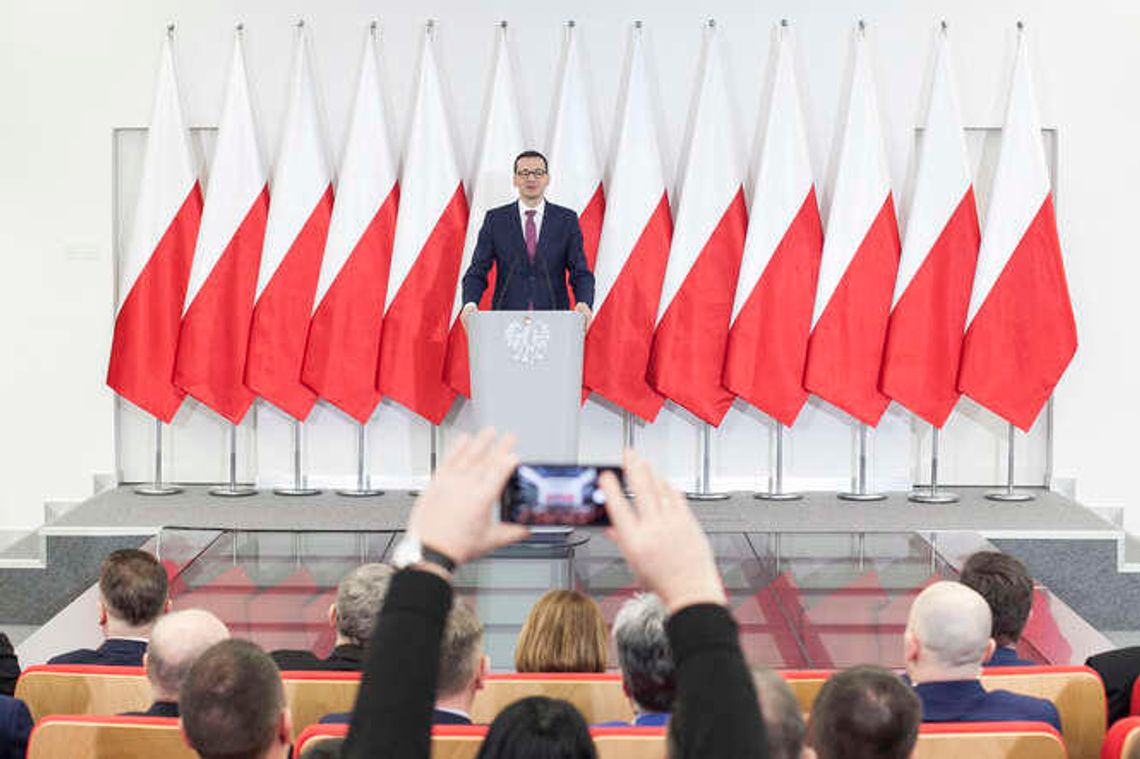Premier w Chełmie i Włodawie. "Z dumą odbudowujemy wielkie tradycje Wojska Polskiego" [zdjęcia]