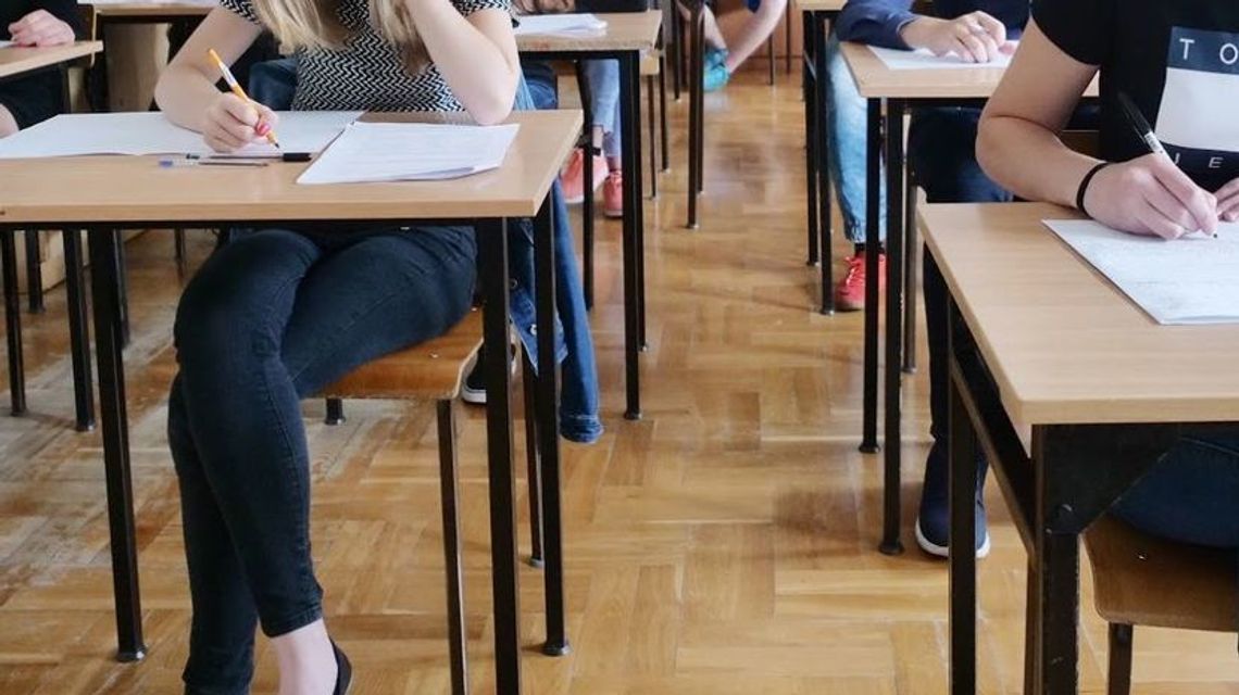 Premier zapowiada: Egzaminy i matura na przełomie czerwca i lipca Premier zapowiada: Egzaminy i matura na przełomie czerwca i lipca