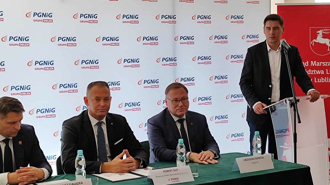 Prezes Obajtek dał zielone światło i PGNiG otwiera klientom biuro. Efekt kampanii? Prezes Obajtek dał zielone światło i PGNiG otwiera klientom biuro. Efekt kampanii?