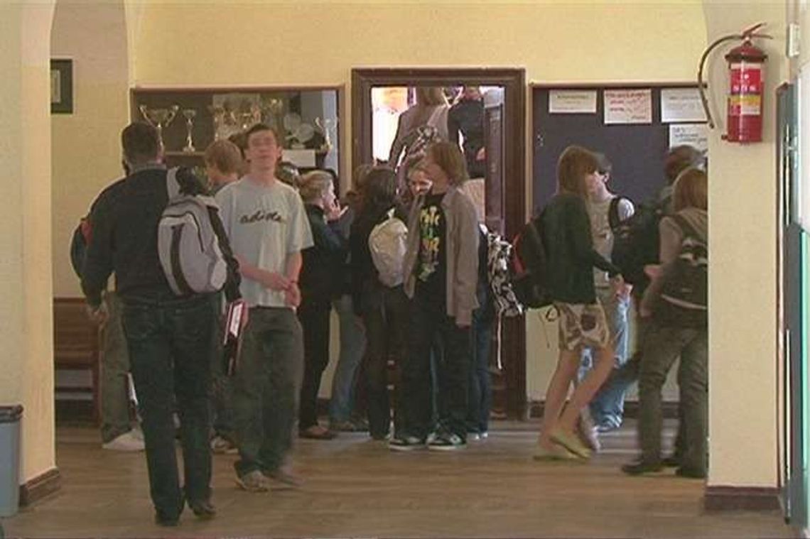 Prezes ZNP walczy o gimnazja: Kiedyś było lepiej