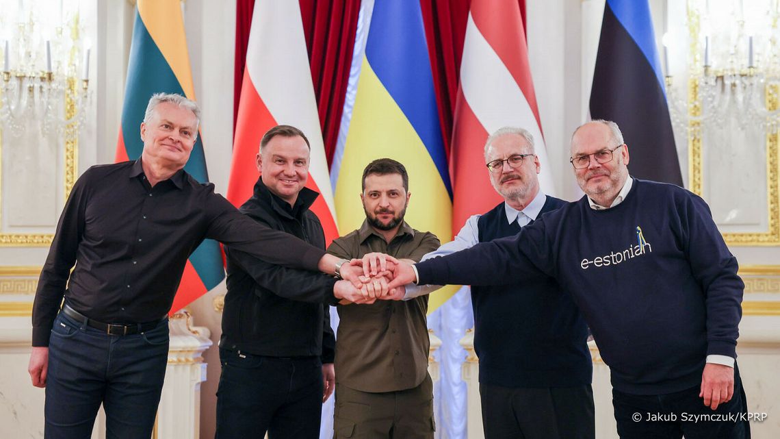 Prezydenci w Kijowie, solidarnie z Ukrainą