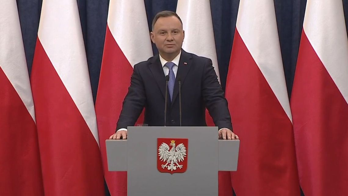 Prezydent Andrzej Duda nie podpisze "lex TVN". "Mamy tutaj do czynienia z ingerencją" Prezydent Andrzej Duda nie podpisze "lex TVN". "Mamy tutaj do czynienia z ingerencją"