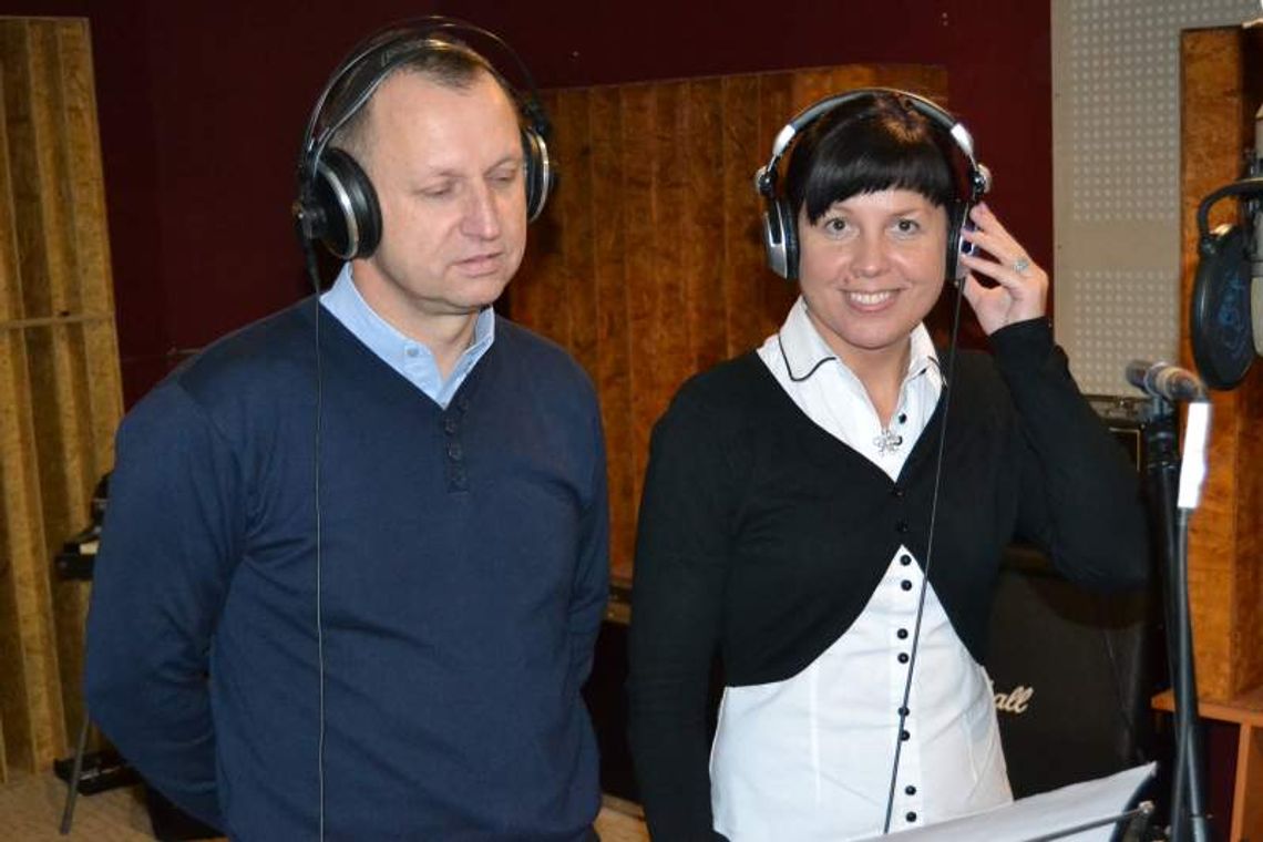 Prezydent Chełma zaśpiewała dla hospicjum Prezydent Chełma zaśpiewała dla hospicjum