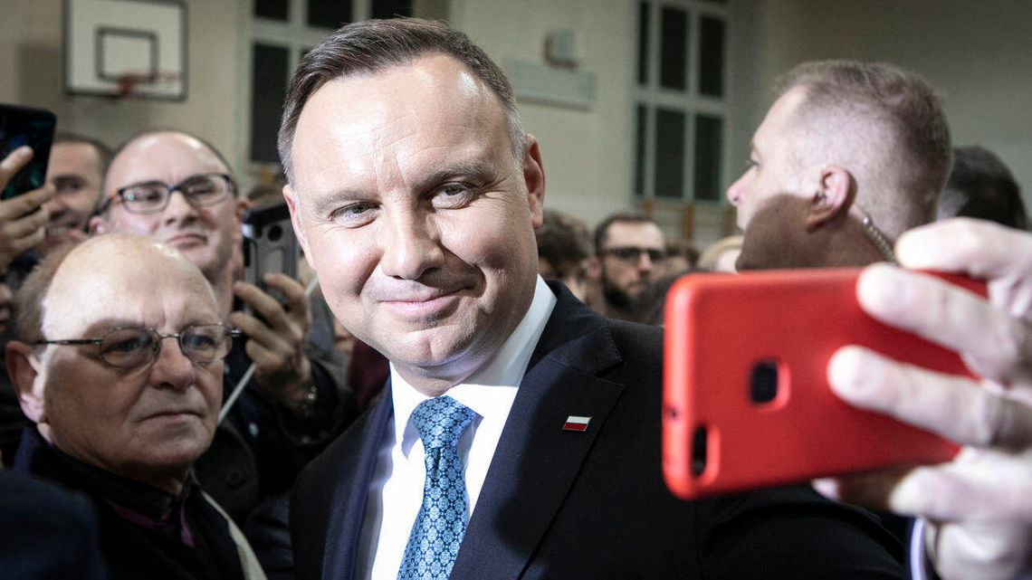 Prezydent Duda dwa lata dłużej, albo głosowanie korespondencyjne. Lubelscy politycy o pomysłach na wybory