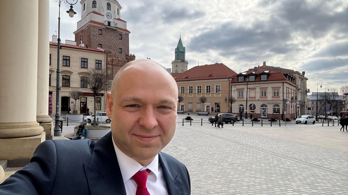 Prezydent Duda nagradzał „szpilkostradę". Derewenda: Nie chcemy wojny politycznej Prezydent Duda nagradzał „szpilkostradę". Derewenda: Nie chcemy wojny politycznej