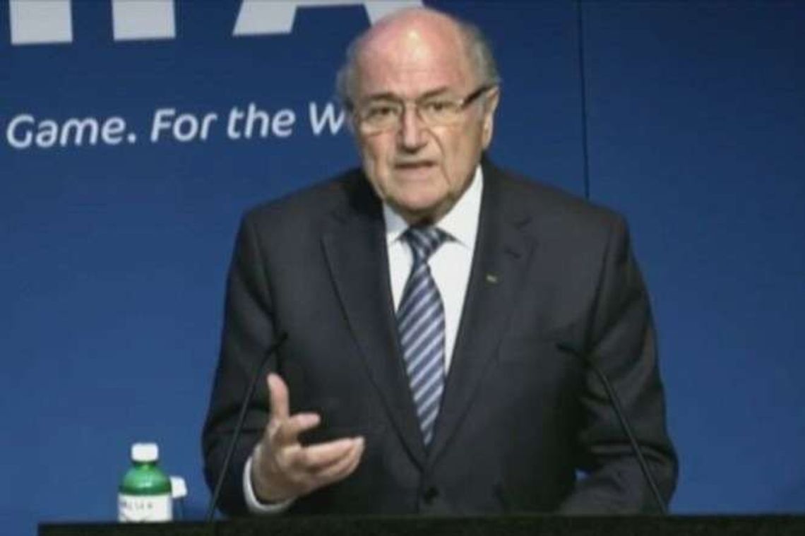 Prezydent FIFA zrezygnował. Wkrótce wybory