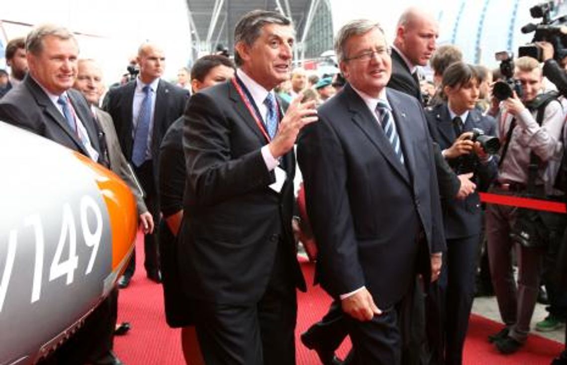 Prezydent Komorowski podziwiał nasze śmigłowce