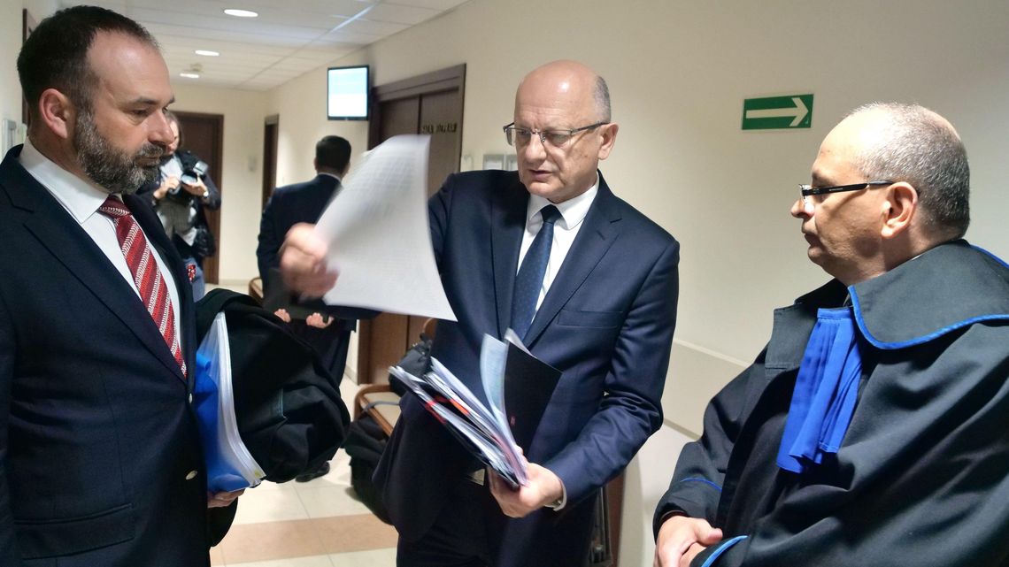 Prezydent Krzysztof Żuk wraca do sądu. Z własnej woli