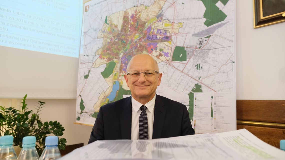 Prezydent Lublina Krzysztof Żuk z tytułem Samorządowca Roku 2020 Prezydent Lublina Krzysztof Żuk z tytułem Samorządowca Roku 2020