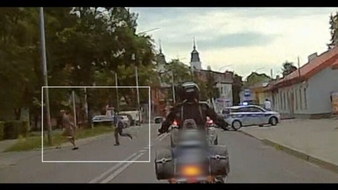 Próbował ukraść alkohol. Wpadł, bo pił piwo na ulicy Próbował ukraść alkohol. Wpadł, bo pił piwo na ulicy