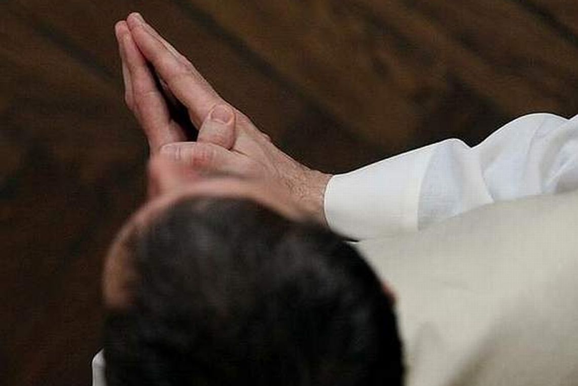 Profanacja w kościele w Białopolu. Będą modlić się za sprawców