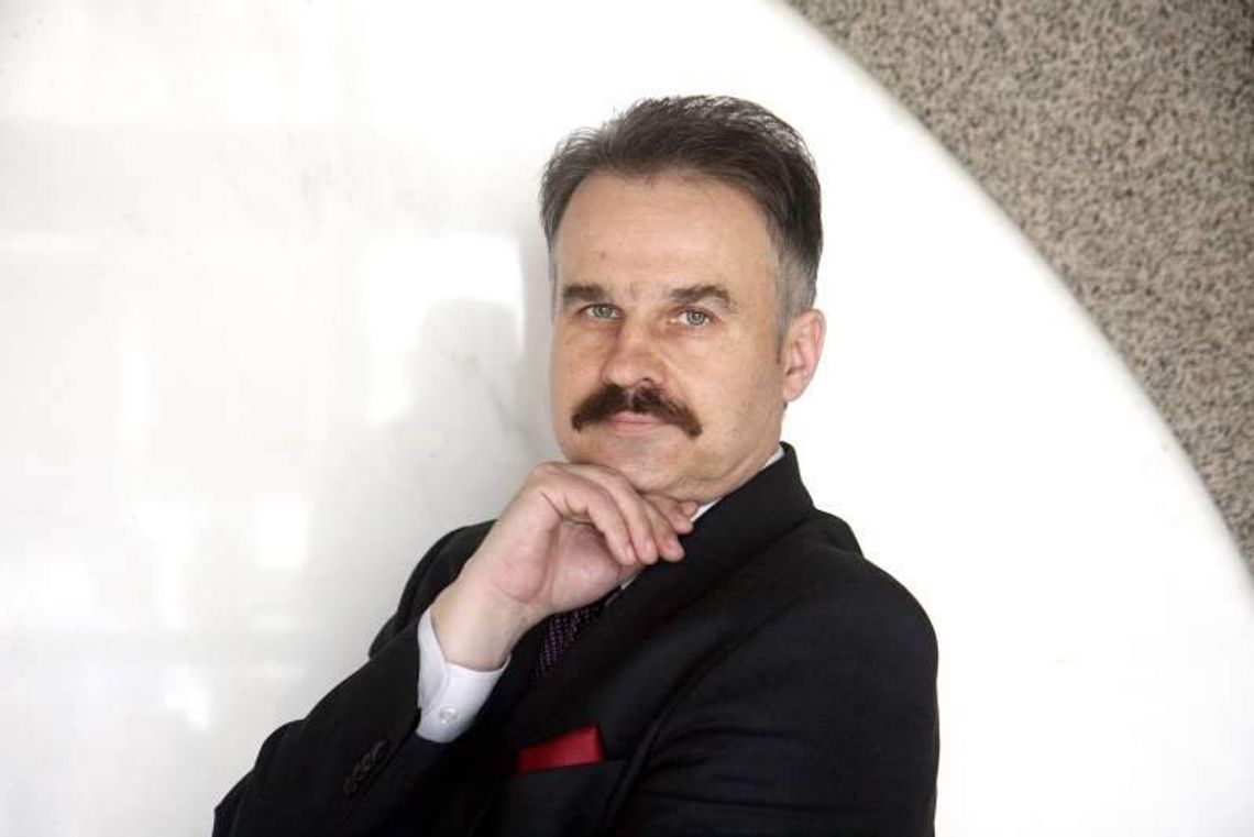 Profesor Waldemar Paruch ukarany grzywną za agitację w urzędzie