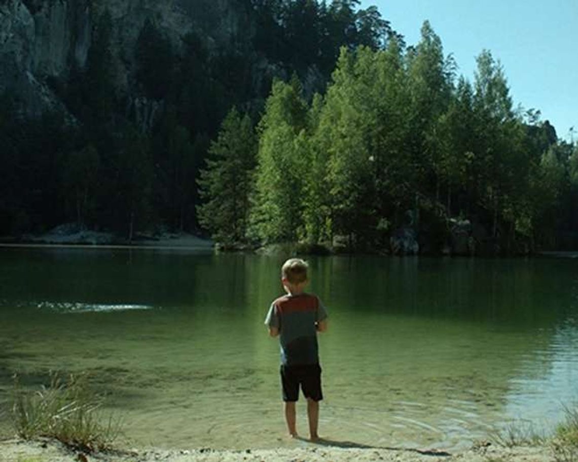 Projekcja i spotkanie z twórcami filmu "Wieża. Jasny dzień" Projekcja i spotkanie z twórcami filmu "Wieża. Jasny dzień"