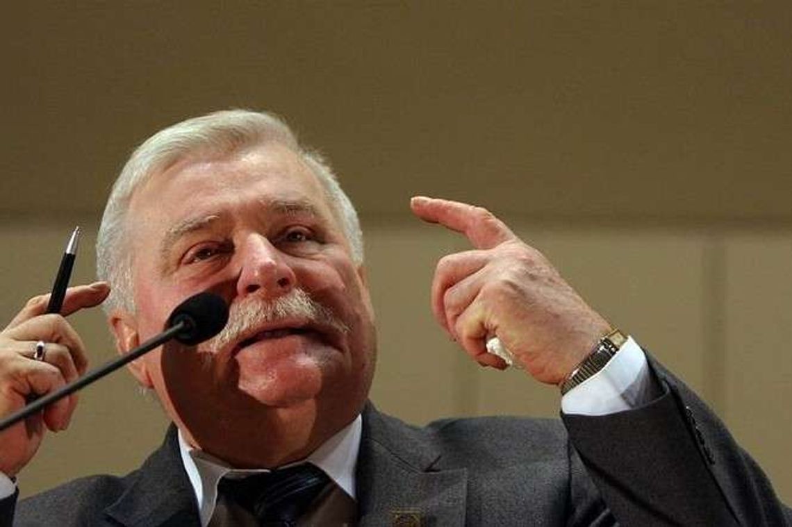 Prokuratura: dokumenty agenta TW „Bolek” są autentyczne Prokuratura: dokumenty agenta TW „Bolek” są autentyczne