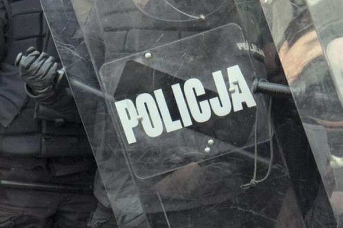 Prokuratura: Kibice z Lublina zakatowali człowieka. Nie żyje kibic Stali Stalowa Wola Prokuratura: Kibice z Lublina zakatowali człowieka. Nie żyje kibic Stali Stalowa Wola