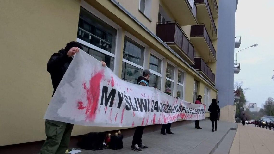 Protest przeciwko myśliwym w Lublinie po śmierci Imalego