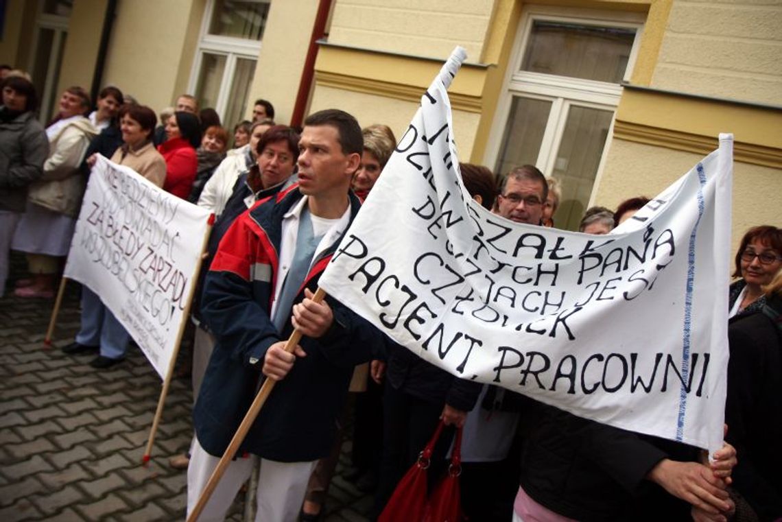 Protest przed szpitalem im. Jana Bożego (zdjęcia) Protest przed szpitalem im. Jana Bożego (zdjęcia)