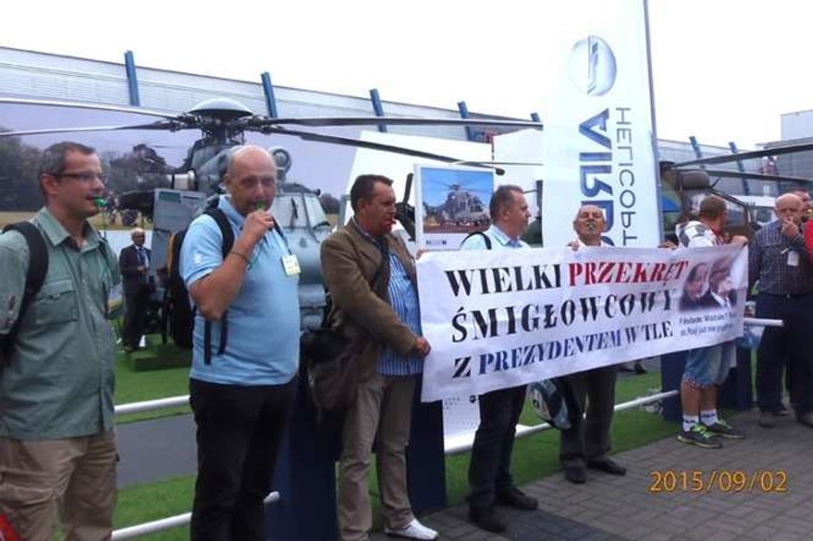 Protest związkowców PZL-Świdnik przed Caracalem