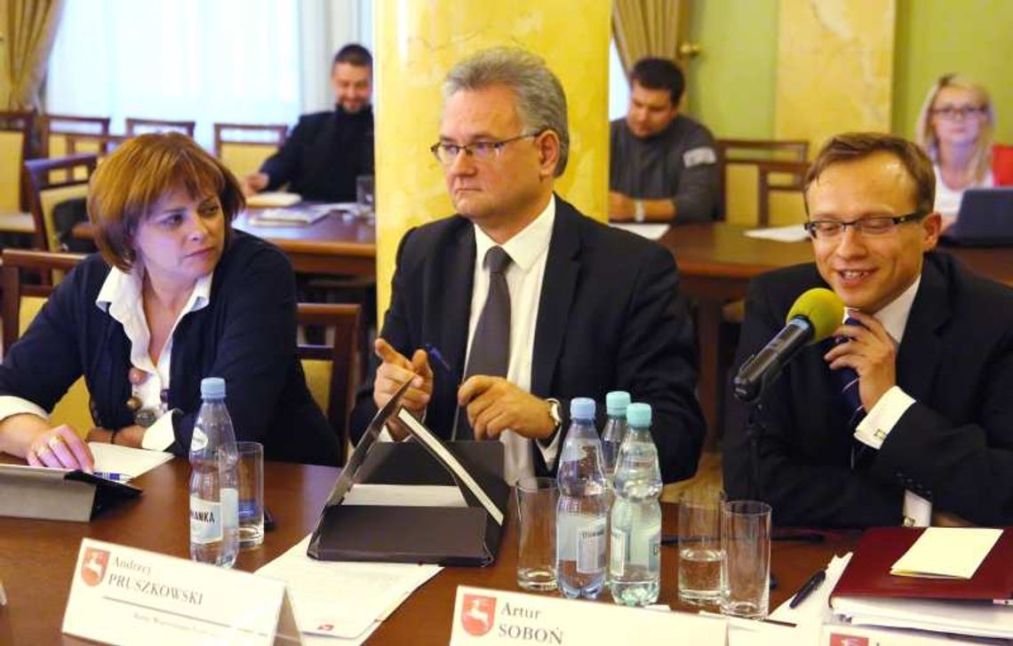 Pruszkowski: padłem ofiarą intrygi, Żuk: to są pomówienia Pruszkowski: padłem ofiarą intrygi, Żuk: to są pomówienia