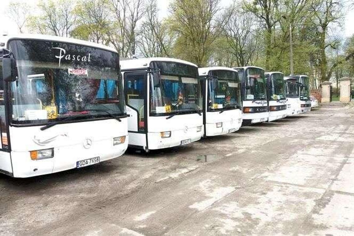 Prywatni przewoźnicy nie chcieli tu jeździć. Gmina założyła komunikację wiejską Prywatni przewoźnicy nie chcieli tu jeździć. Gmina założyła komunikację wiejską