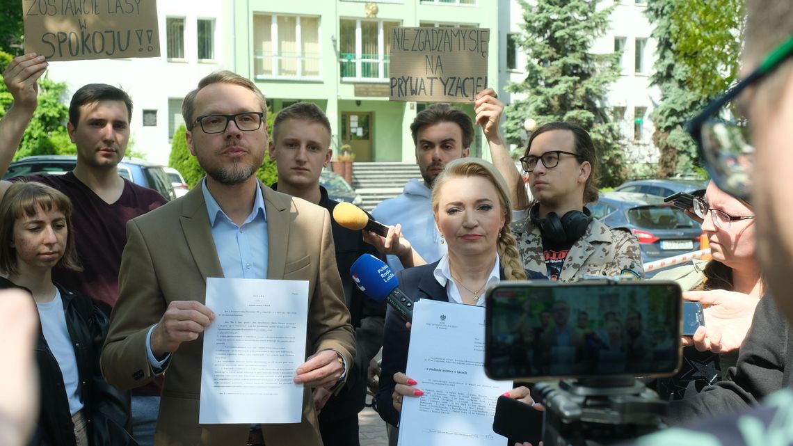 "Prywatyzacja lasów". Lubelscy posłowie KO protestują