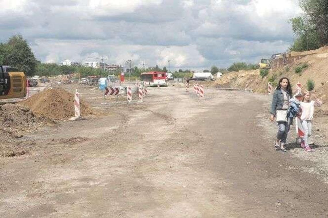 Przebudowa al. Solidarności, Ducha: Za kilka miesięcy tędy pojedziemy (zdjęcia) Przebudowa al. Solidarności, Ducha: Za kilka miesięcy tędy pojedziemy (zdjęcia)