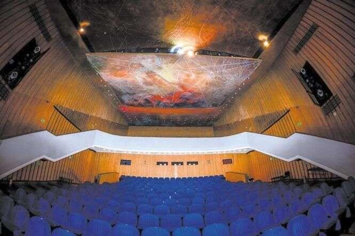 Przebudowa Domu Chemika. 450 foteli do wzięcia