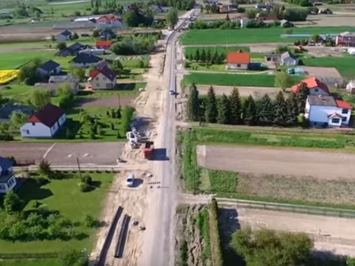 Przebudowa drogi wojewódzkiej nr 829: Widok z drona odcinku od Biskupic do Łęcznej