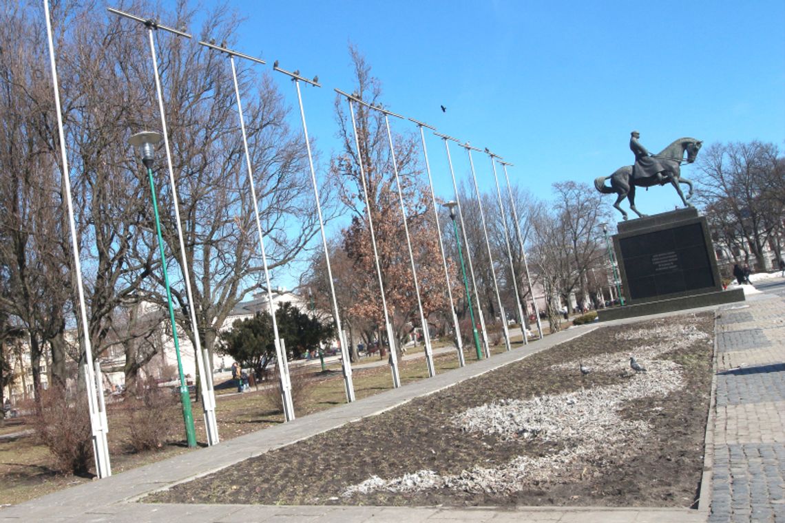 Przebudowa pl. Litewskiego: Piłsudski zostanie na Kasztance Przebudowa pl. Litewskiego: Piłsudski zostanie na Kasztance