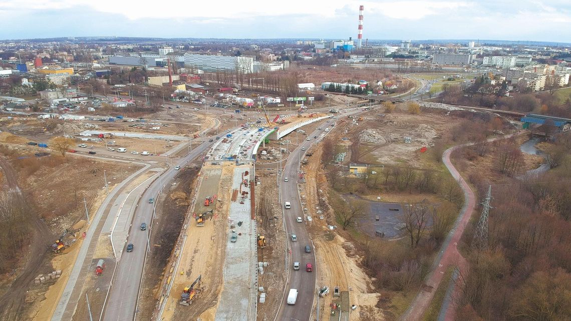 Przebudowa ul. Krochmalnej. Rozbiorą jezdnię, która im nie wyszła [zdjęcia]