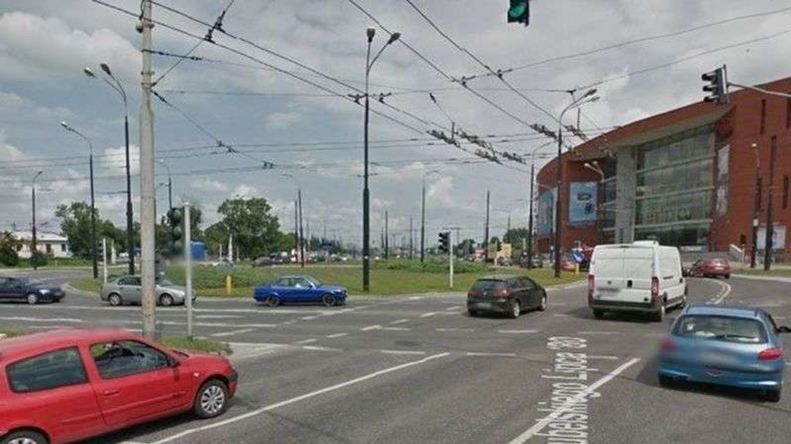 Przebudowa ważnego ronda stanęła pod znakiem zapytania. Poszło o pieniądze Przebudowa ważnego ronda stanęła pod znakiem zapytania. Poszło o pieniądze