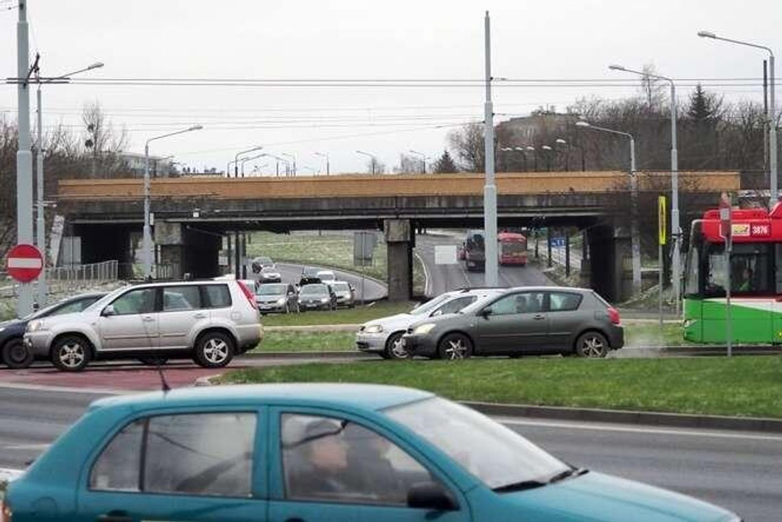 Przebudowa wiaduktu kolejowego w Lublinie. Będą ogromne utrudnienia w ruchu Przebudowa wiaduktu kolejowego w Lublinie. Będą ogromne utrudnienia w ruchu