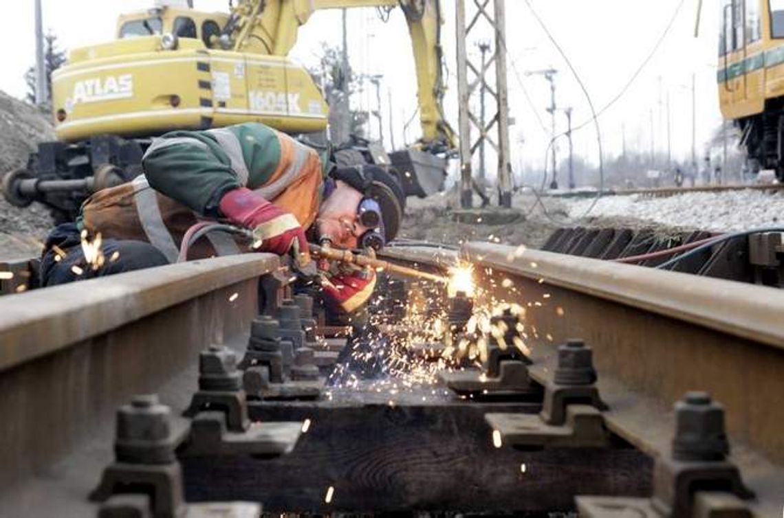 Przebudują tory i pojedziemy szybciej. Przetarg na dokumentację