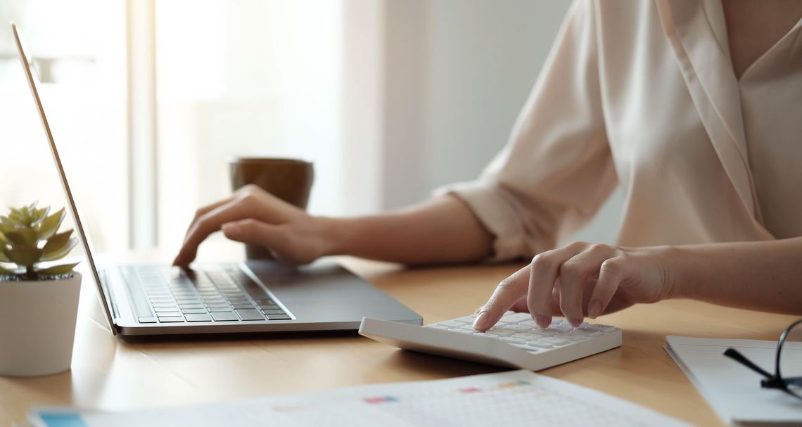 Przeciążenie informacyjne: Czy porównywarki finansowe sobie z nim radzą?