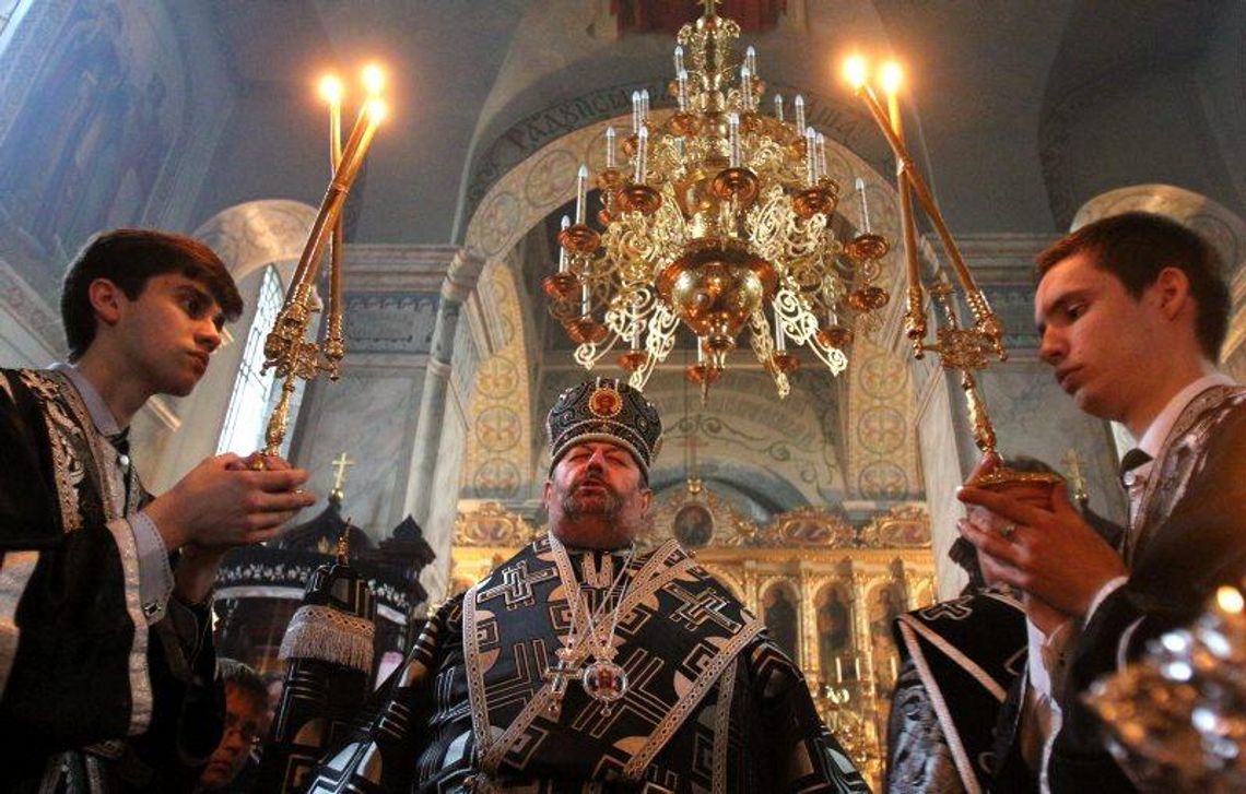 Przed świętem Zmartwychwstania Pańskiego. Procesja wokół cerkwi (zdjęcia) Przed świętem Zmartwychwstania Pańskiego. Procesja wokół cerkwi (zdjęcia)