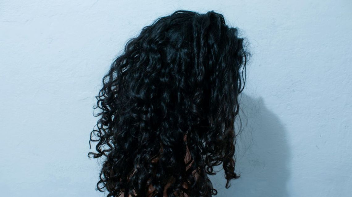 Przedłużanie włosów metodą kanapkową - obalamy mity! Przedłużanie włosów metodą kanapkową - obalamy mity!