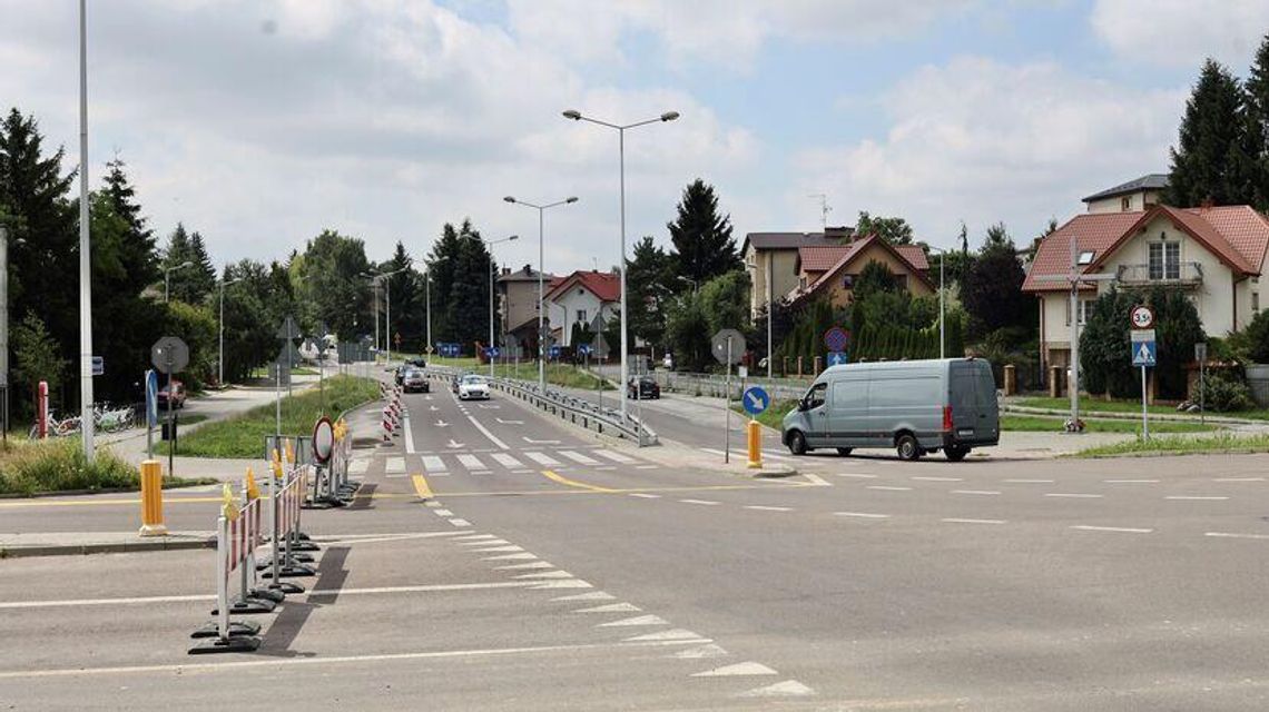 Przedłużenie ulicy Węglarza. Po weekendzie zmiany w organizacji ruchu Przedłużenie ulicy Węglarza. Po weekendzie zmiany w organizacji ruchu