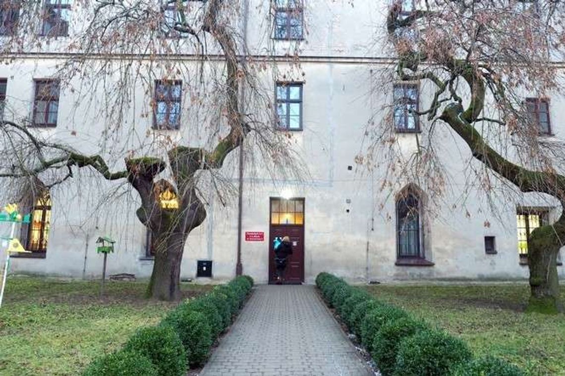 Przedszkolaki z ul. Narutowicza muszą się wyprowadzić. Bo podstawówka będzie większa Przedszkolaki z ul. Narutowicza muszą się wyprowadzić. Bo podstawówka będzie większa