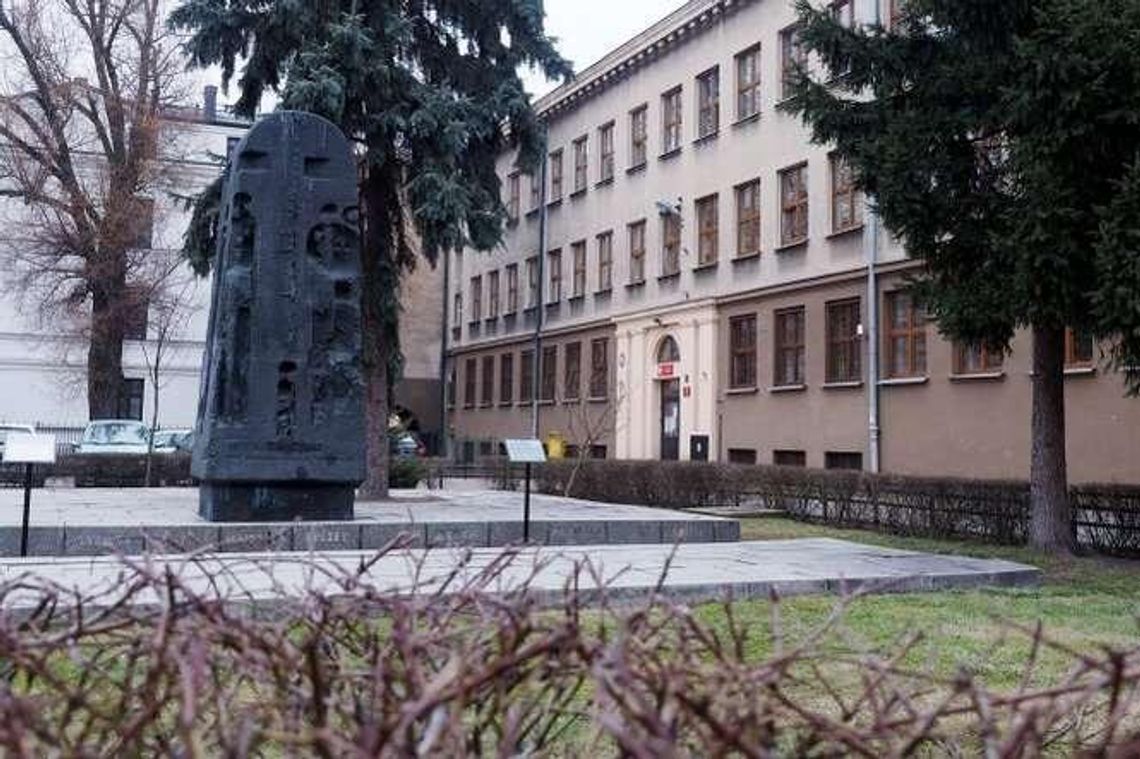Przedszkole na parterze budynku szkoły podstawowej? Rodzice uczniów protestują