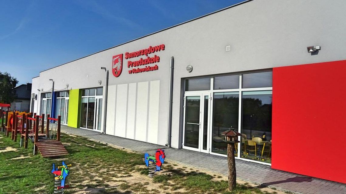 Przedszkole w Rakowiskach z nazwą. Radni pytają: Ale czy poprawną gramatycznie?