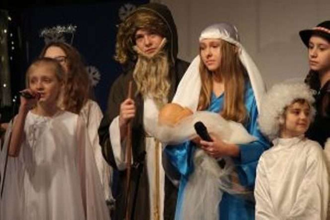 Przegląd zespołów i grup kolędniczych w DK LSM