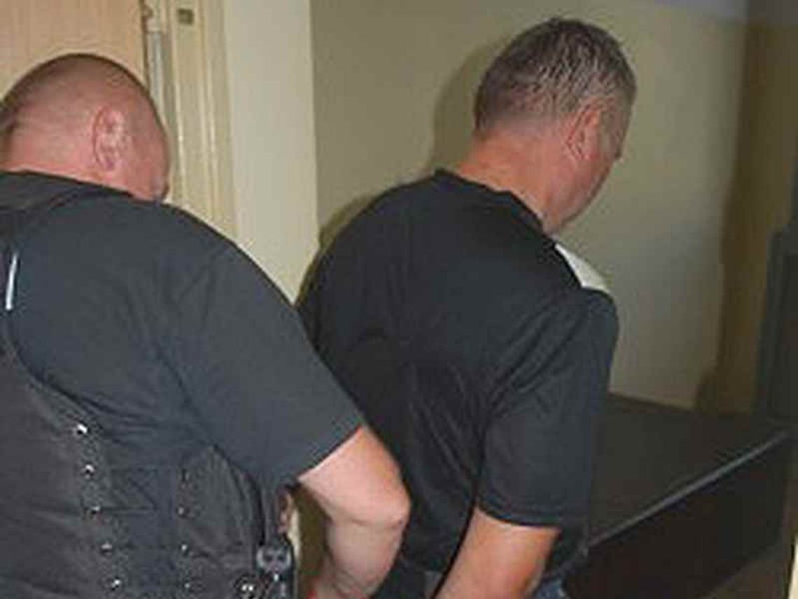 Przejechał byłą żonę autem i dobił nożem. Był niepoczytalny? Przejechał byłą żonę autem i dobił nożem. Był niepoczytalny?