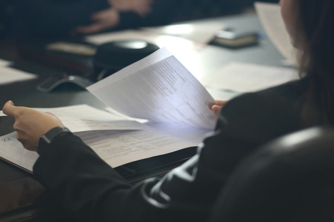 Przekształcenie firmy – jak bezpiecznie zmienić formę prawną działalności?