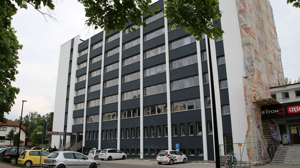 "Przemysłówka" już nie straszy. Biurowiec jak nowy