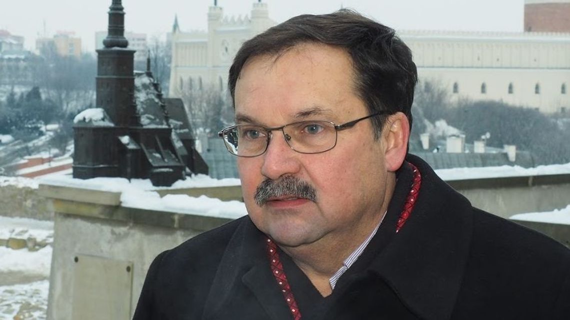 Przenosiny targu staroci i „banda łysego”. Jest reakcja dyrektora TVP Lublin Przenosiny targu staroci i „banda łysego”. Jest reakcja dyrektora TVP Lublin